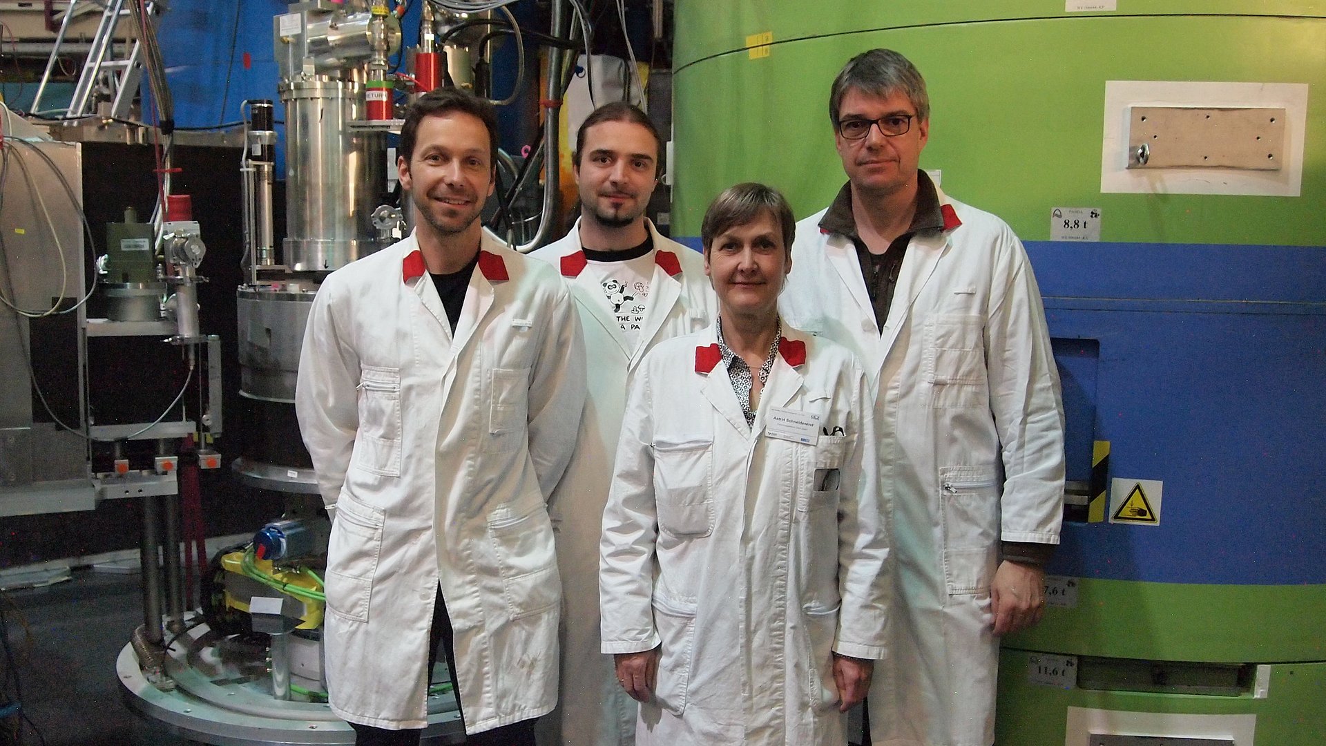 The scientific team (from left to right) at Heinz Maier-Leibnitz Center: Dr. Christian Franz (TUM), Dr. Petr Čermák (Charles University in Prague, former scientist at Forschungszentrum Jülich), Dr. Astrid Schneidewind (Forschungszentrum Jülich) and Prof. Dr. Christian Pfleiderer (TUM). 