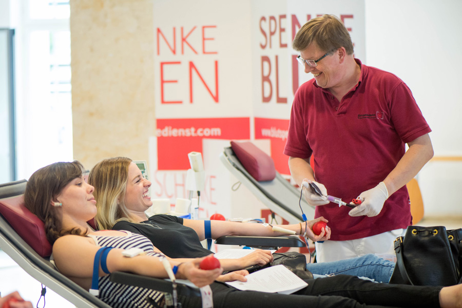 Blutspenden an der Hochschule
