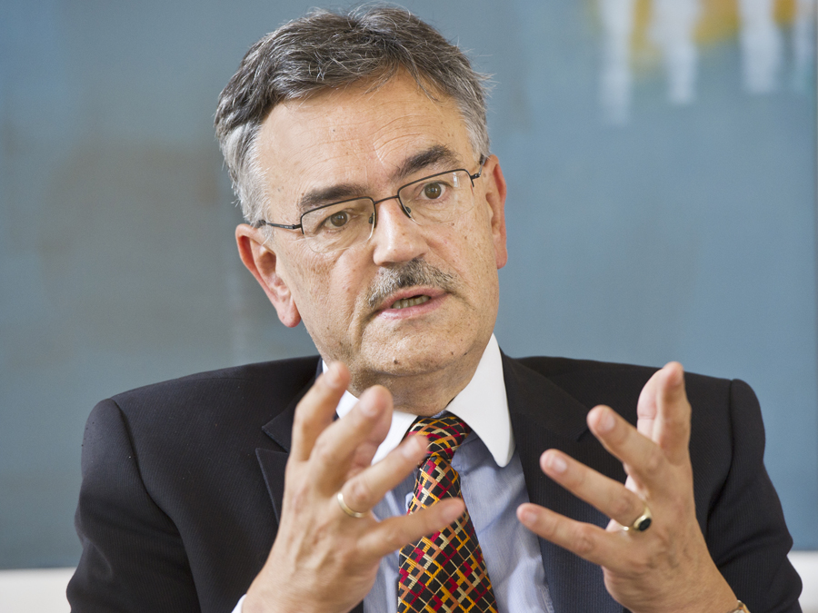 TUM-President Prof. Wolfgang A. Herrmann has once again highlighted the need for a career system with clear advancement prospects for young scientists. (Image: A. Heddergott / TUM)
