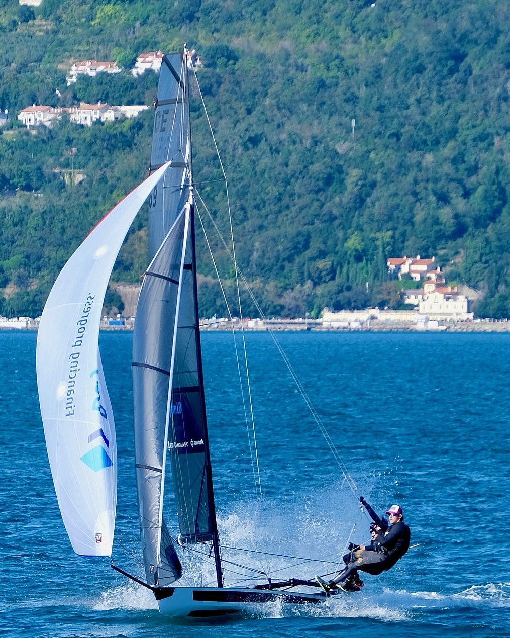  The Impetus Sailing Team took part in the student 1001VelaCup in the Adriatic in September with their sustainable sailing boat.