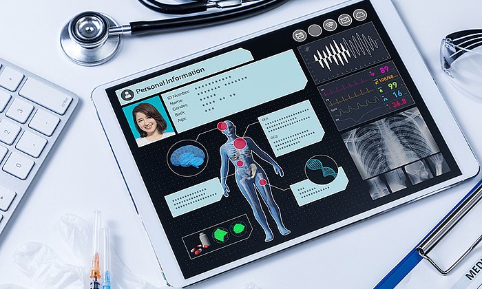 To bring together all medical data of a patient and to connect them with data sets of other patients, new and safe IT solutions are needed. (Image: metamorworks / istockphotos)