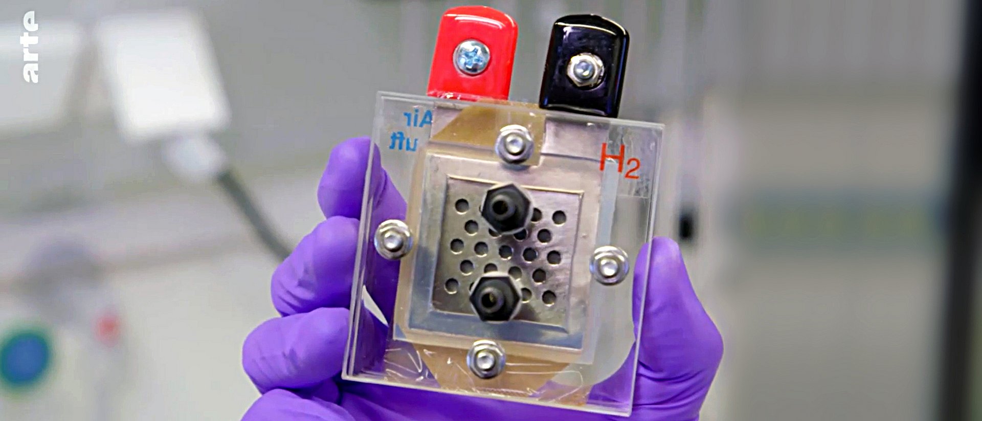 Forschungs-Brennstoffzelle, hergestellt am Lehrstuhl für Technische Elektrochemie