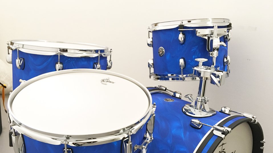 Drums in TUM-blue: This year, the TUM Jazzband will be playing at the Academic Anniversary again. (Photo: TUM JazzBand / Hendrik Noeller) Drums in TUM-blue: This year, the TUM Jazzband will be playing at the Academic Anniversary again. (Photo: TUM JazzBand / Hendrik Noeller)