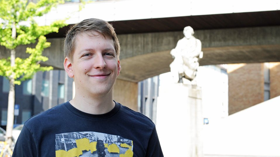 2.1 million YouTube clicks: Andreas Barthelme, one of TUM’s doctoral candidates. (Photo: Maren Willkomm)