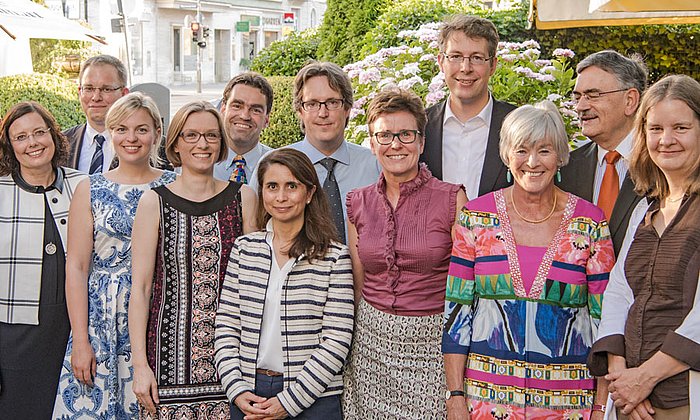 A section of the department team with TUM President Herrmann and members of the Bavarian parliament