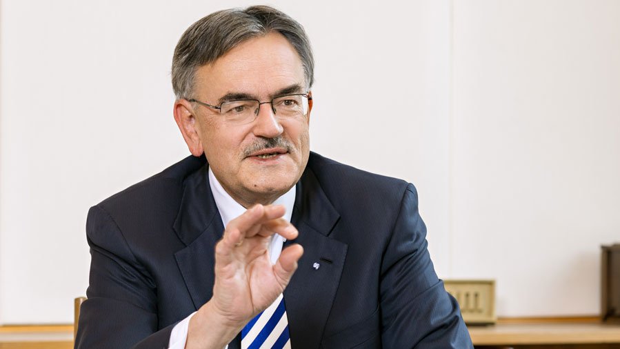 TUM-Präsident Herrmann
