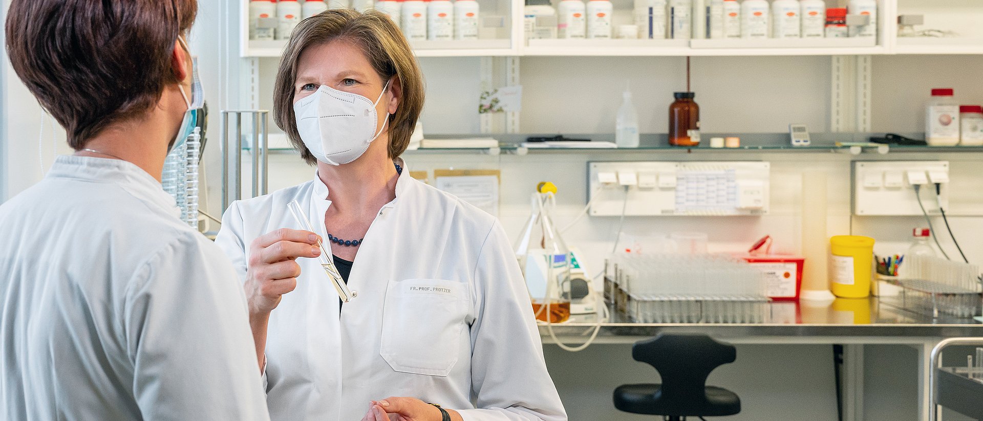 Prof. Ulrike Protzer Prof. Ulrike Protzer