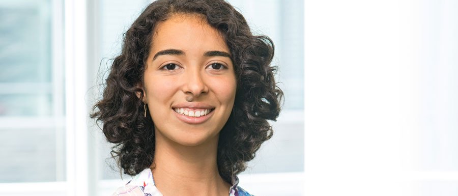 Visiting TUM: Sarah Barreto Ornellas is a student of Biomedical Engineering in Yale in her fourth semester. (Photo: Uli Benz) Visiting TUM: Sarah Barreto Ornellas is a student of Biomedical Engineering in Yale in her fourth semester. (Photo: Uli Benz)