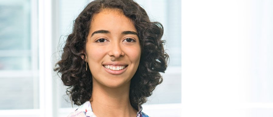 Zu Gast an der TUM: Sarah Barreto Ornellas studiert im vierten Semester Biomedical Engineering in Yale. (Foto: Uli Benz) Zu Gast an der TUM: Sarah Barreto Ornellas studiert im vierten Semester Biomedical Engineering in Yale. (Foto: Uli Benz)