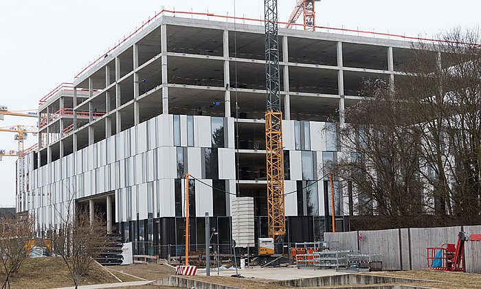 Die Baustelle des "GALILEO" auf dem Campus Garching im Februar. (Bild: U. Benz / TUM)