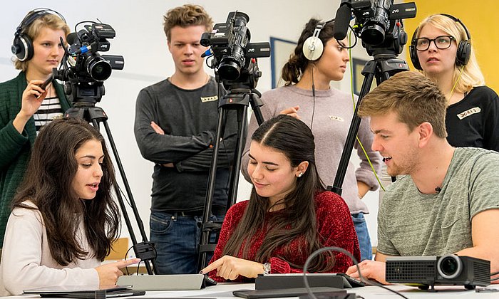 Production of a video for the "Toolbox Lehrerbildung" with students from Kirchseeon High School.