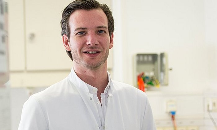 Dr. Maximilian Reichert forscht am TUM Universitätsklinikum rechts der Isar an der Metastasenbildung bei Pankreaskrebs. (Bild: S. Willax)