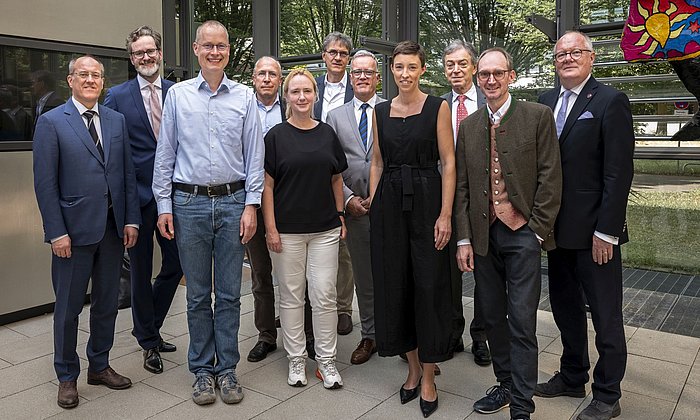 Gruppenbild der EKFZ-Professorinnen und Professoren und des Beirats