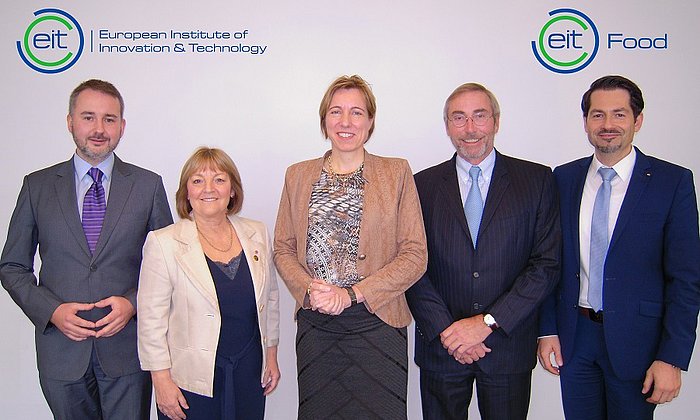 Das EIT-Food-Team: Krzysztof Klincewicz, Christine Williams, Ellen de Brabander, Peter van Bladeren und Thomas Hofmann (v.l.n.r.). (Foto: EIT)