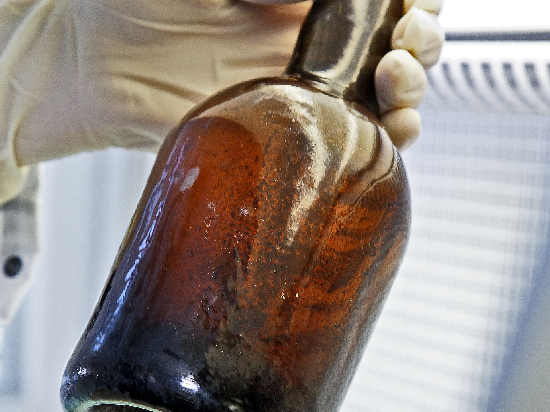 Beer from the 1840s shipwreck: chemical analyses yield clues to an old brew's recipe.