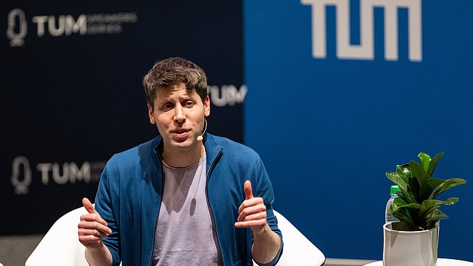 Sam Altman im Audimax der TUM