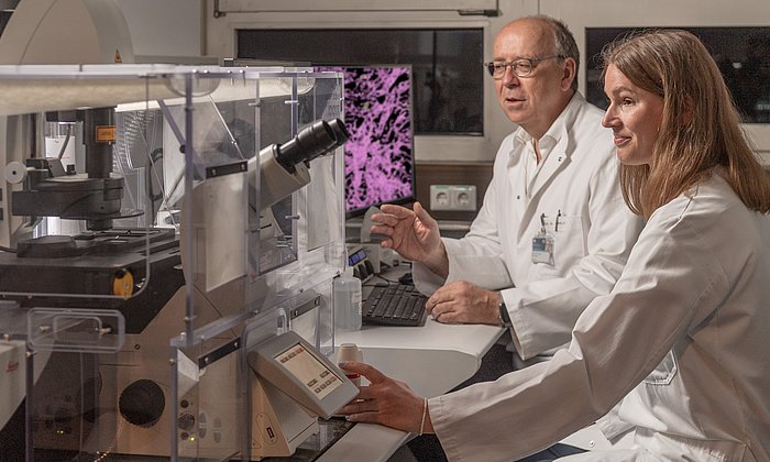 Prof. Percy Knolle (left) and Dr. Miriam Bosch
