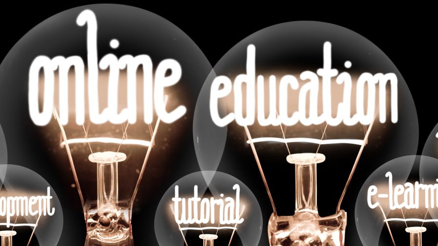 Light bulbs and lettering "Online Education"