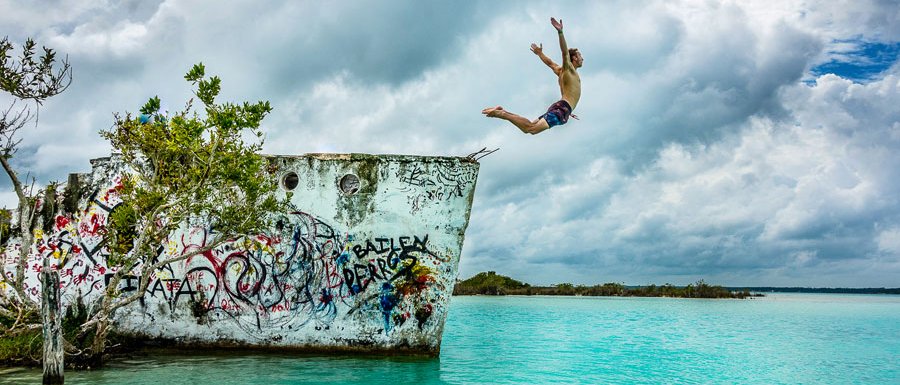 "Concrete Pirates": Nur ein Bild von 28 im Fotowettbewerb des TUM International Center. Aufgenommen in der Lagune von Bacalar auf der mexikanischen Halbinsel Yucatán. (Foto: Markus Herdieckerhoff)