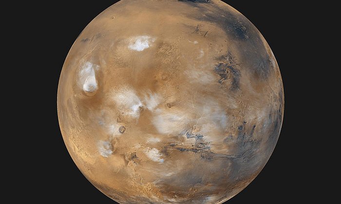 Der Planet Mars vom Weltall aus gesehen.