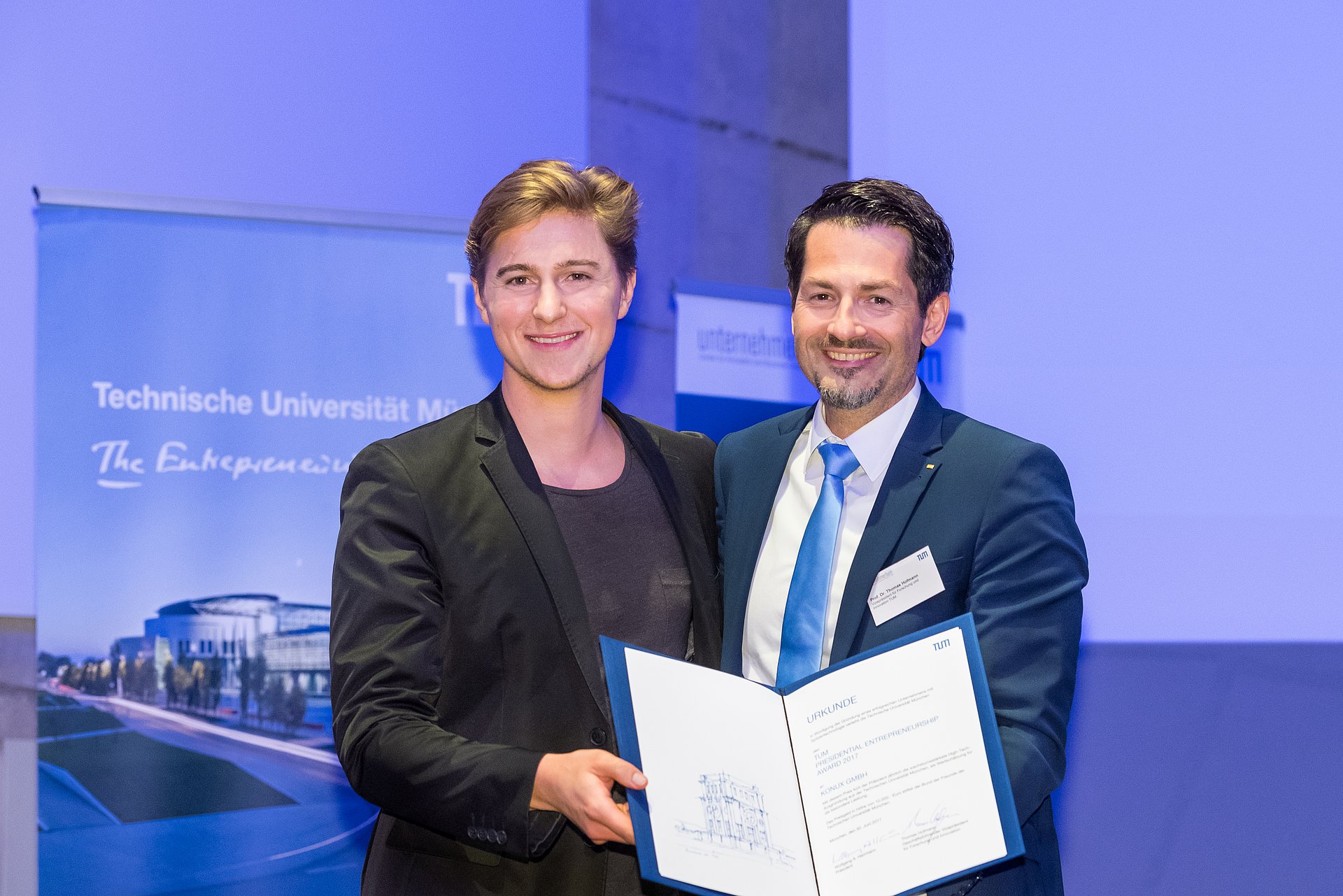 Thomas Hofmann und Andreas Kunze bei der Verleihung des Presidential Entrepreneurship Awards