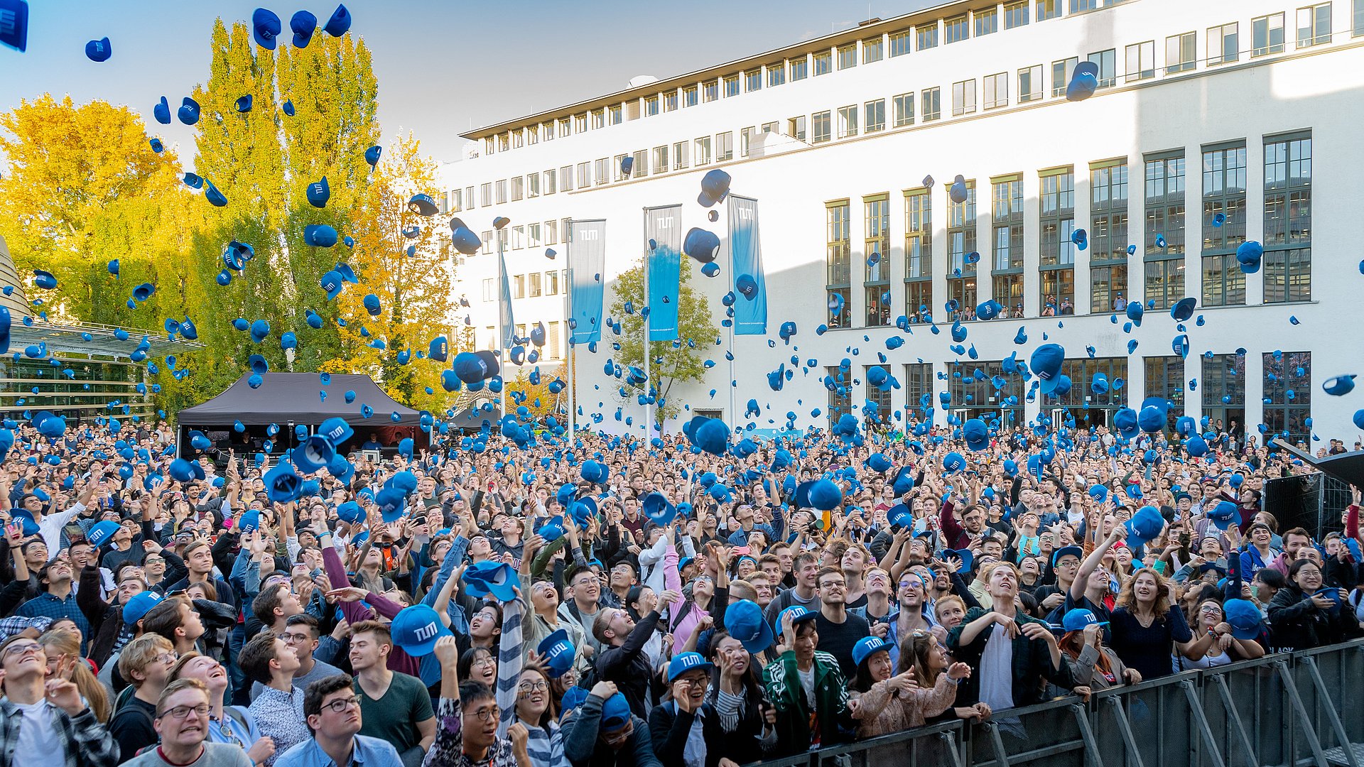 Studierende bei der Immatrikulationsfeier der TUM im Oktober 2019