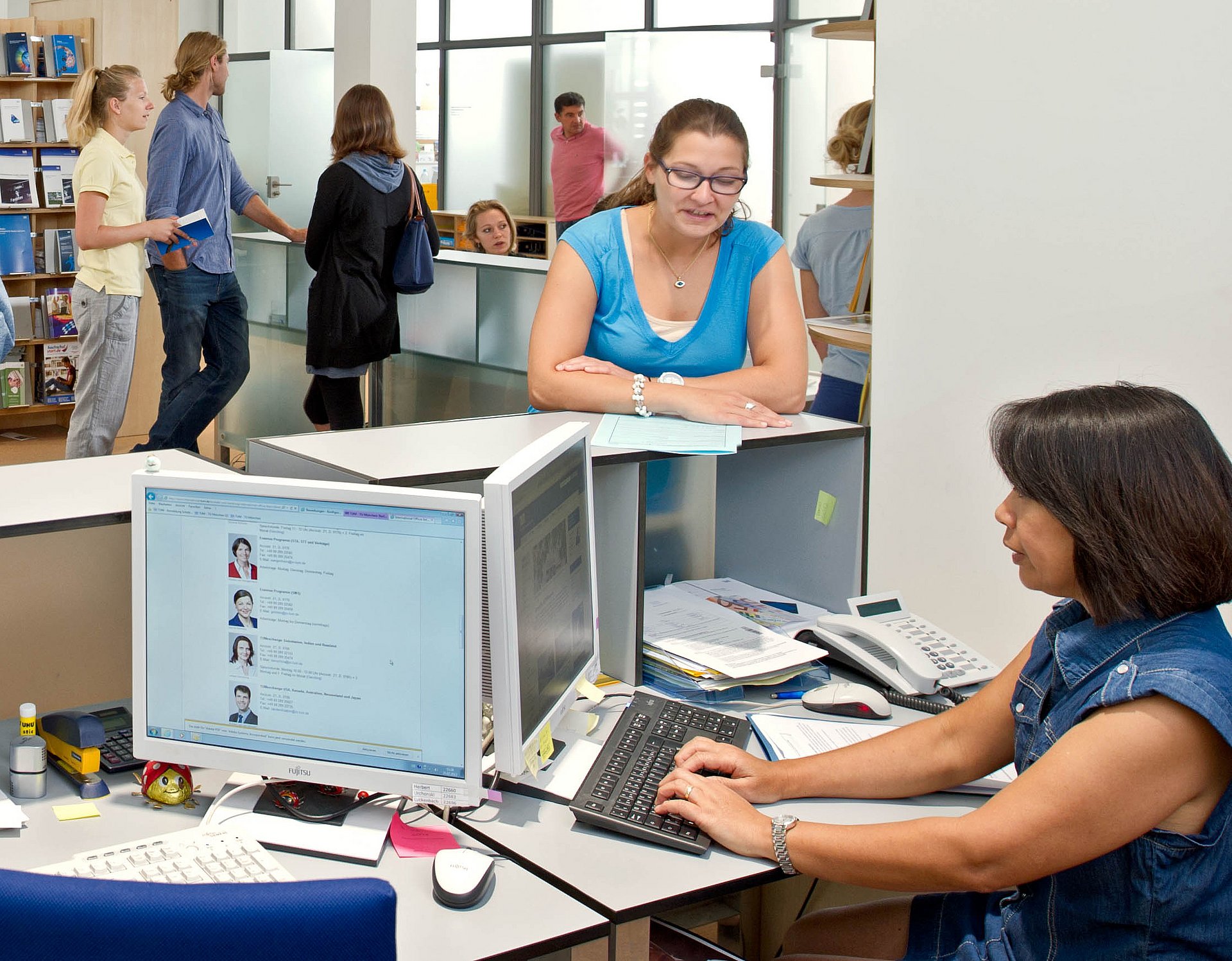 Service Desk in Student Service Center