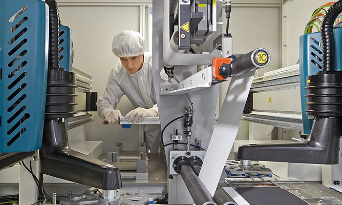 Research production line for battery cells at the Institute for Machine Tools and Industrial Management.