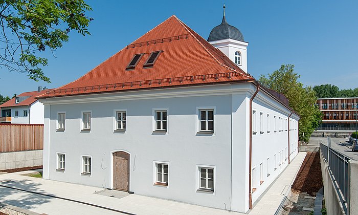 auditorium and administration building of the Straubing campus