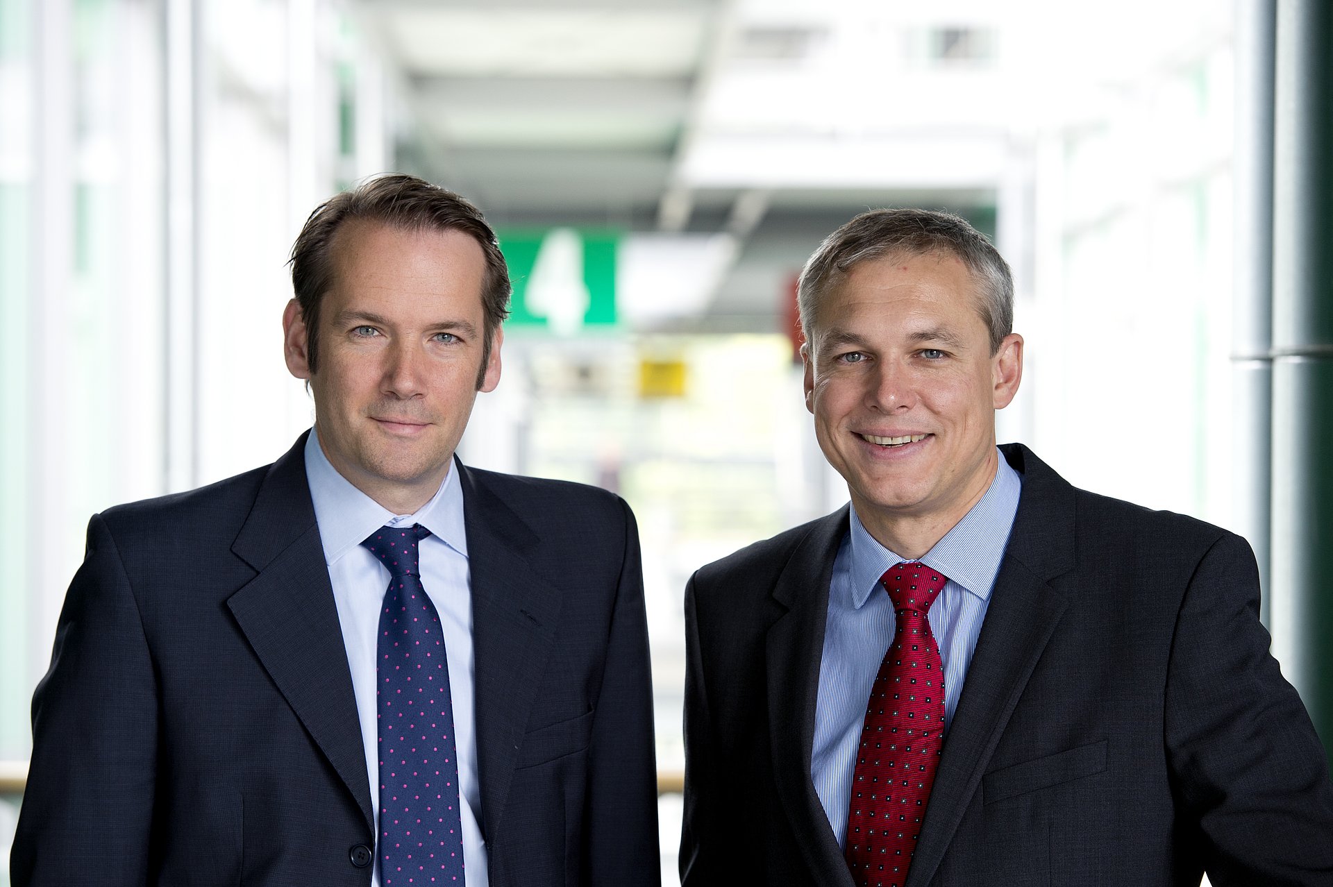 Dr. Valentin Kahl and Dr. Roman Zantl of ibidi