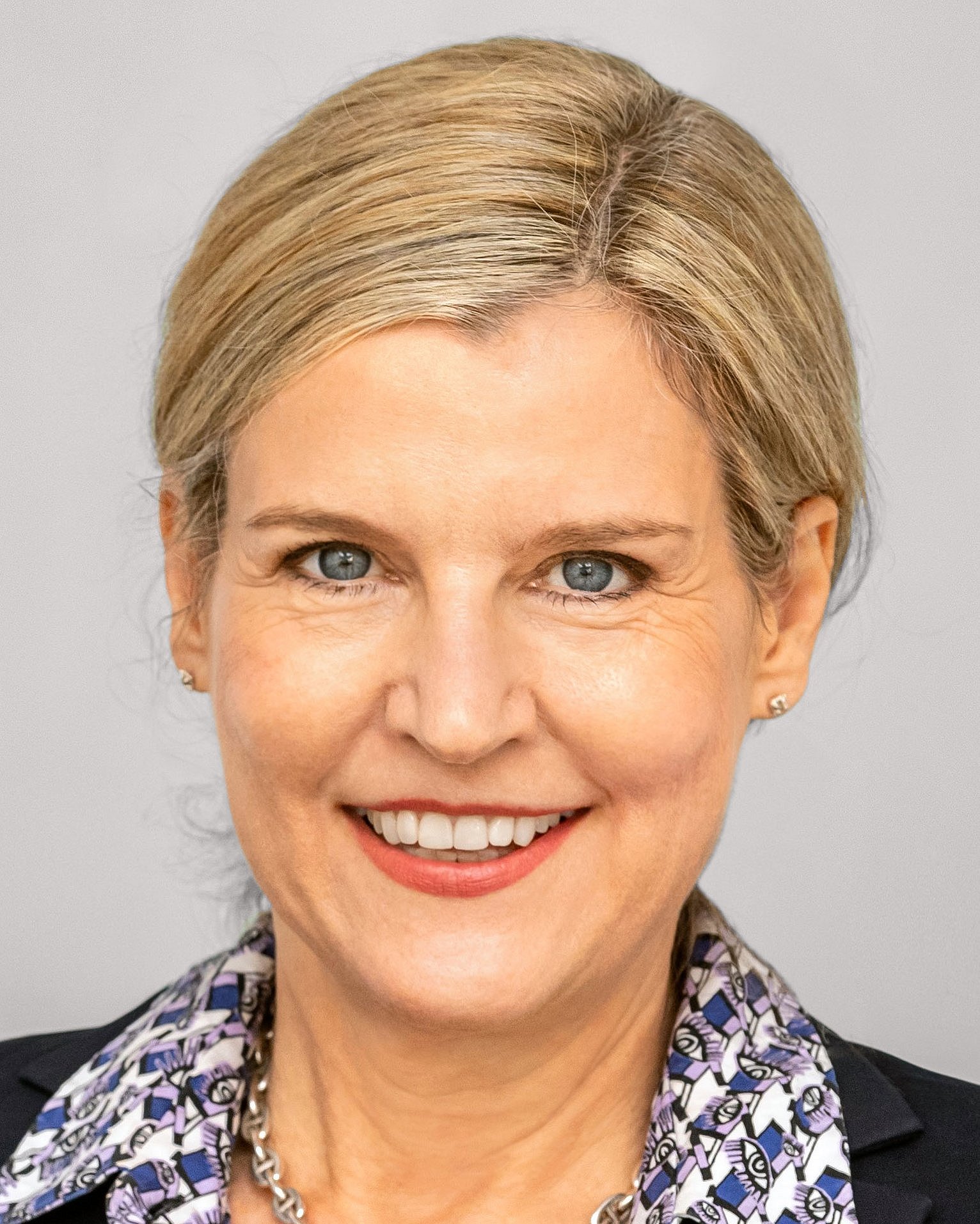 Prof. Juliane Winkelmann