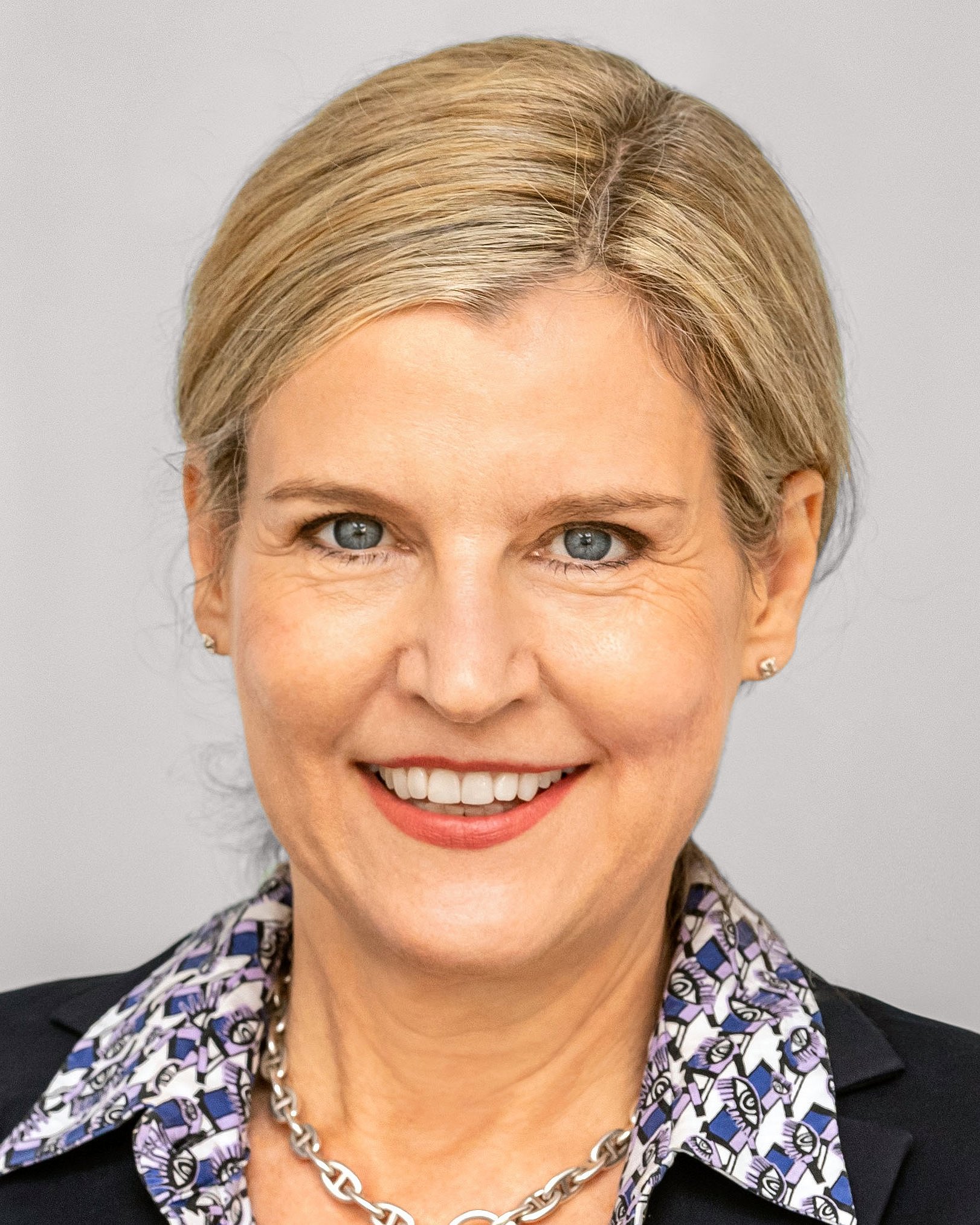 Prof. Juliane Winkelmann