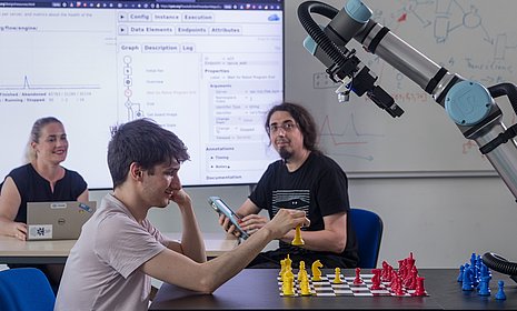 Forschungsteam in der Informatik