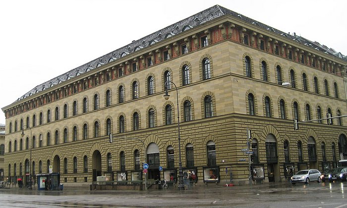 Hochschule für Politik's location on Munich's Ludwigstraße.