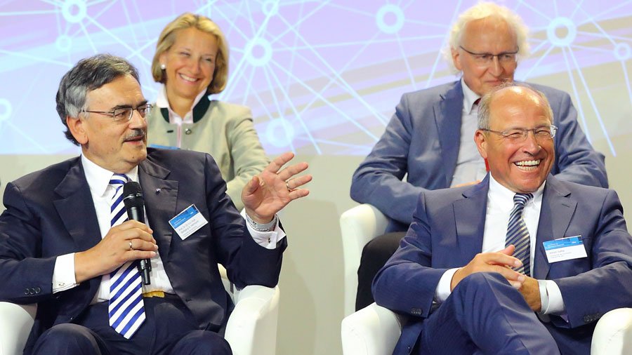 TUM-Präsident Herrmann und vbw-Präsident Gaffal auf dem Kongress des Zukunftsrats der Bayerischen Wirtschaft