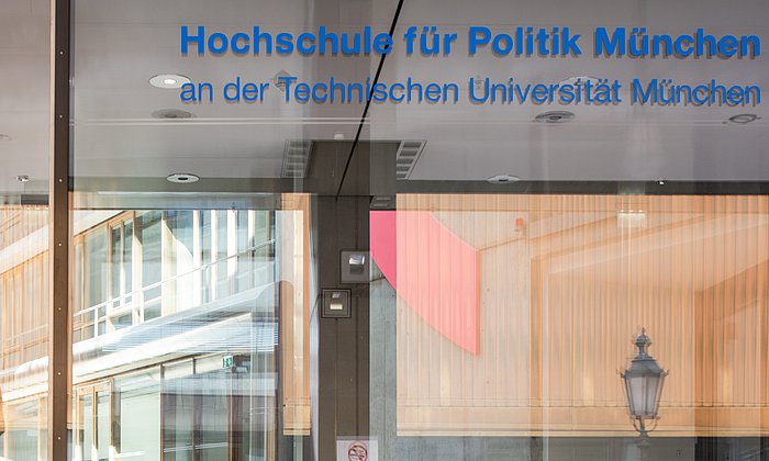 Entrance of the Hochschule für Politik München