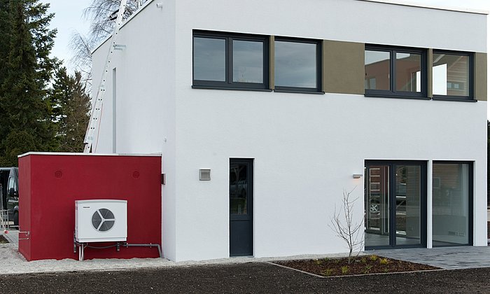 The energy-storage-plus-house in Hallbergmoos.