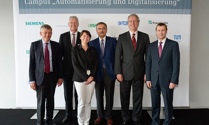 Die Partner des Forschungsverbundes "Campus Automatisierung und Digitalisierung". (Foto: Siemens AG)