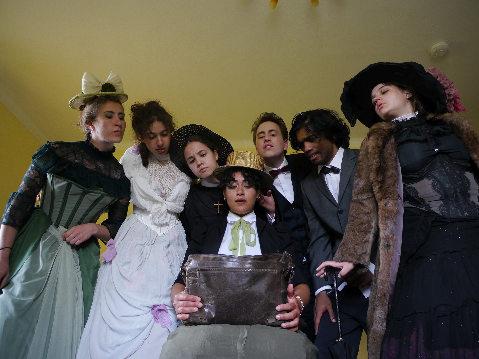 The Importance of being Earnest (AcTUM) Szene aus "The Importance of being Earnest" der studentischen Kreativgruppe AcTUM (2024)
