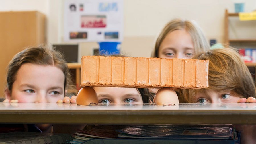 Spannende Ferien: Kinder von TUM-Angehörigen können an verschiedensten Programmen teilnehmen. (Foto: Astrid Eckert)