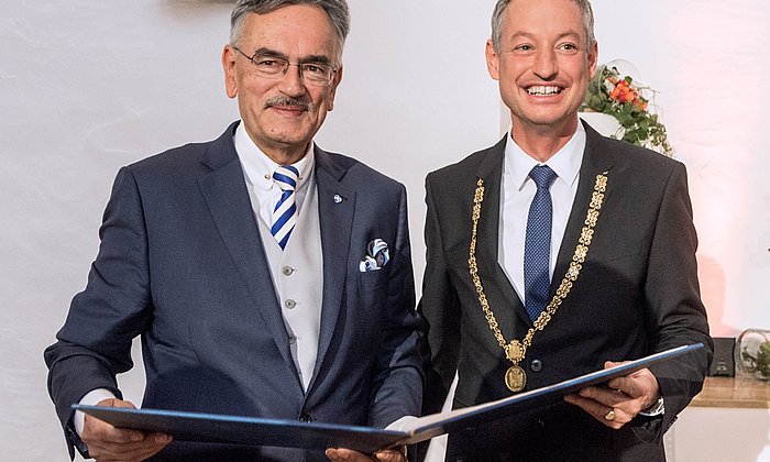 TUM-Präsident Prof. Wolfgang A. Herrmann und Straubings Oberbürgermeister Markus Pannermayr.