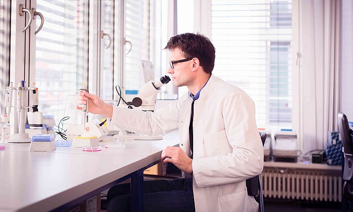 Professor Thomas Korn in the lab.