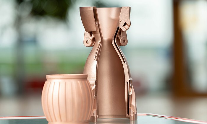 Parts of an aerospace combustion chamber made of copper alloy (CuCrNb)