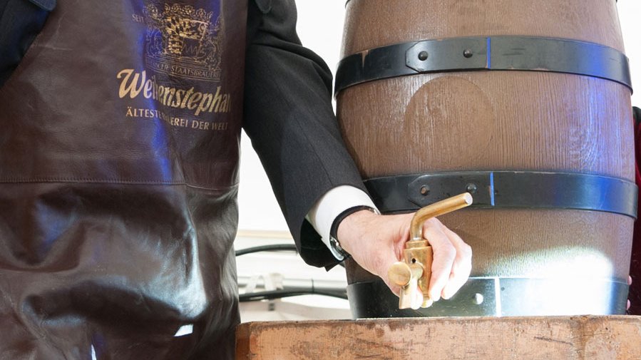 “O’zapft is!”: The 2018 MaiTUM festival will be opened with a barrel tapping ceremony. (Photo: Uli Benz) “O’zapft is!”: The 2018 MaiTUM festival will be opened with a barrel tapping ceremony. (Photo: Uli Benz)
