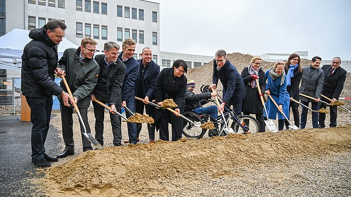The groundbreaking for the new Center for Multiple Sclerosis and Neurosciences building The groundbreaking for the new Center for Multiple Sclerosis and Neurosciences building