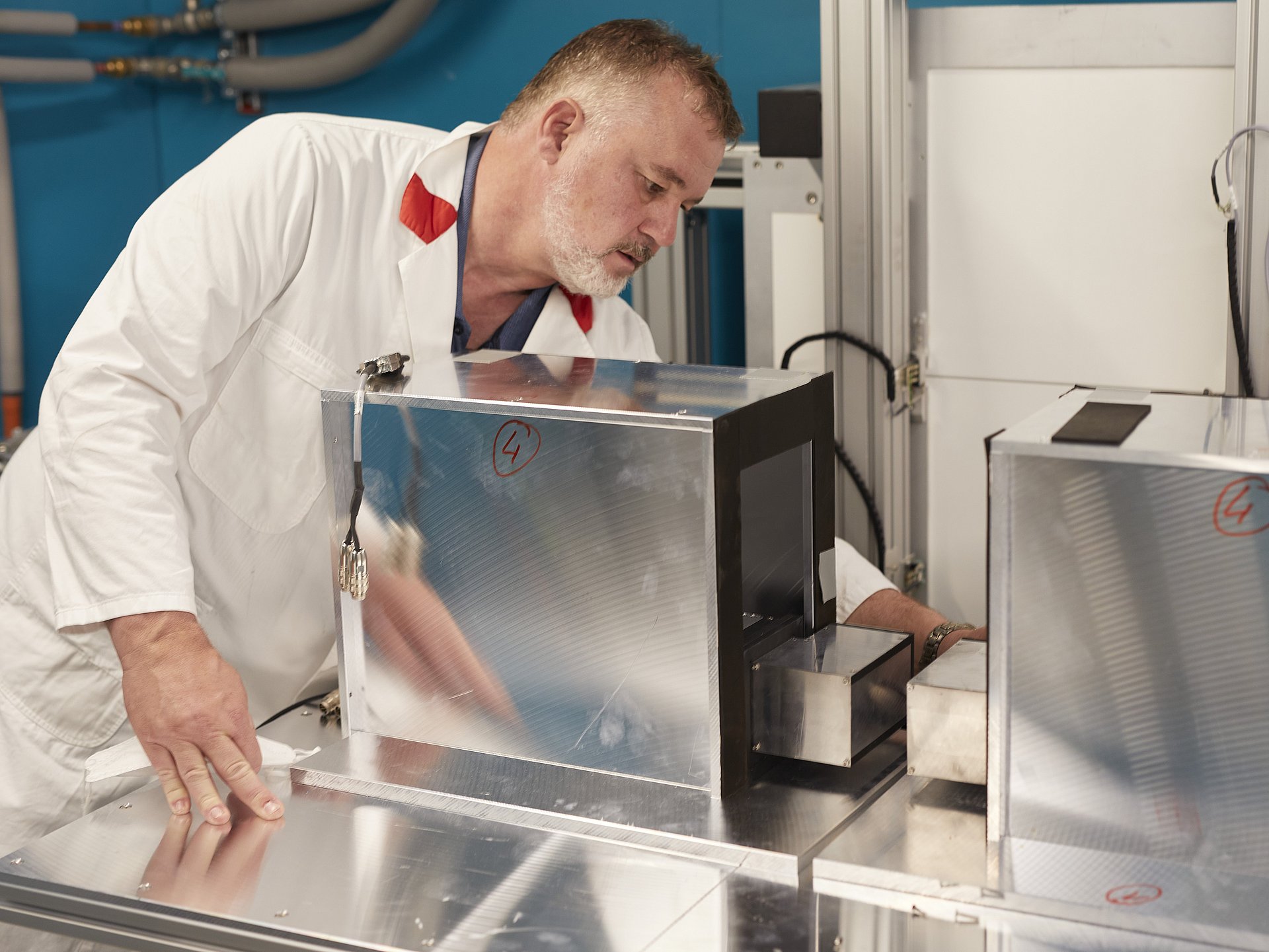 Instrument scientist Dr. Burkhard Schillinger at the radio and tomography facility with cold neutrons ANTARES at the Heinz Maier-Leibnitz Center (MLZ) of the Research Neutron Source Heinz Maier-Leibnitz (FRMII) of the Technical University of Munich.