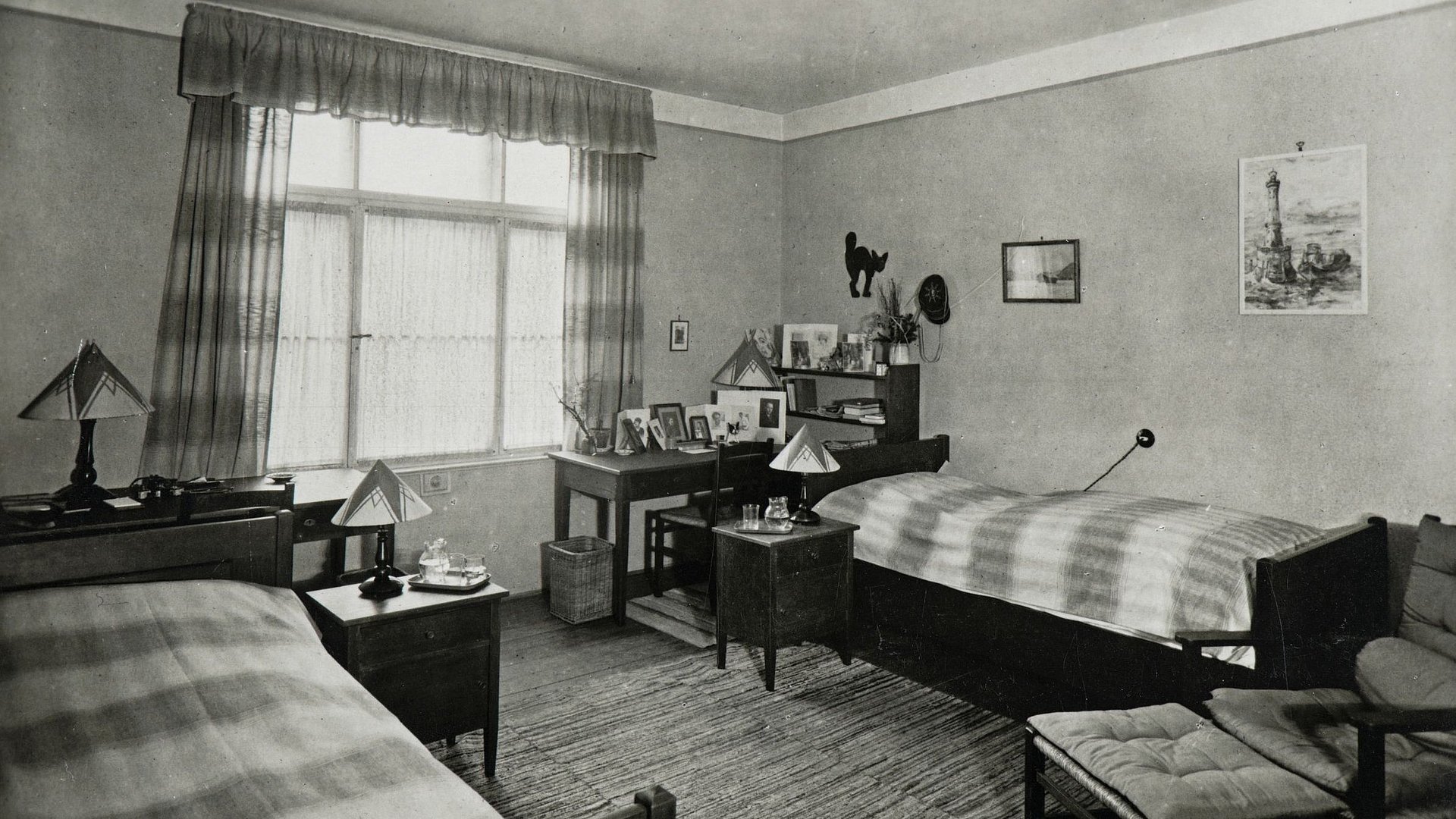 Studentenzimmer in den 30er Jahren in München.