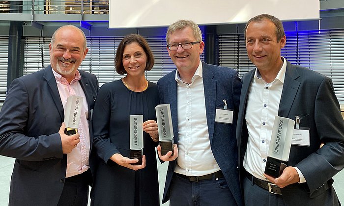 The new Unipreneurs Prof. Klaus Diepold, Prof. Hana Milanov, Prof. Helmut Schönenberger and Prof. Markus Lienkamp.