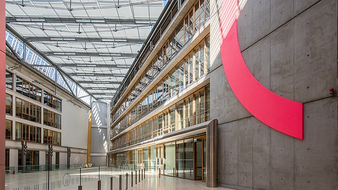 Foyer der TUM School of Social Sciences and Technology