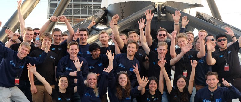 Victory in Los Angeles: The TUM’s WARR Hyperloop Team (Photo: Dolores Volkert/TUM)